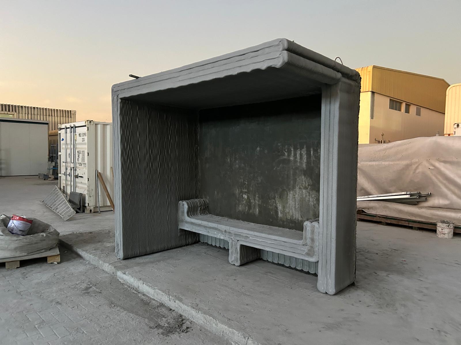 Abri-bus imprimé par 3DXB à Dubaï avec la MaxiPrinter